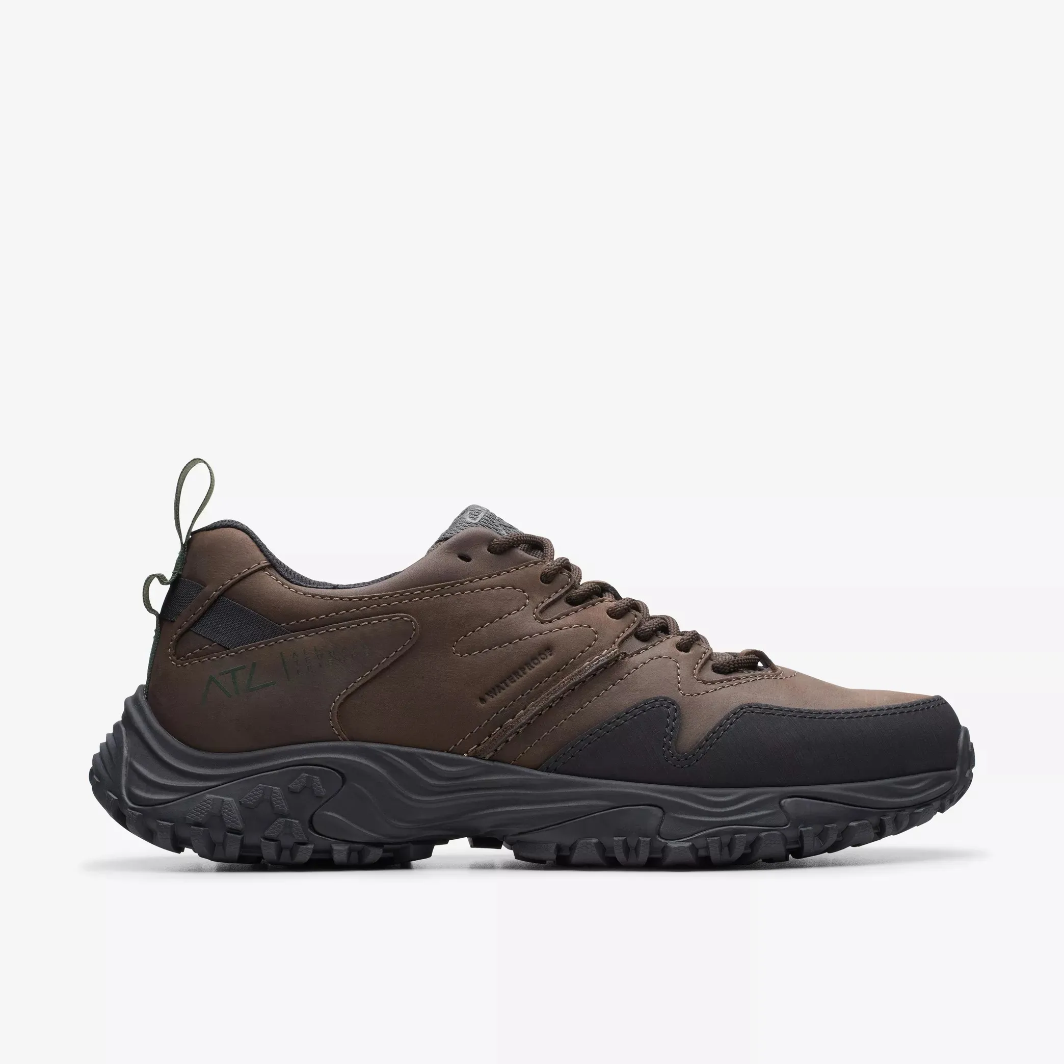 Clarks ATL Walk Go WP dark brown Sneakers / veterschoenen